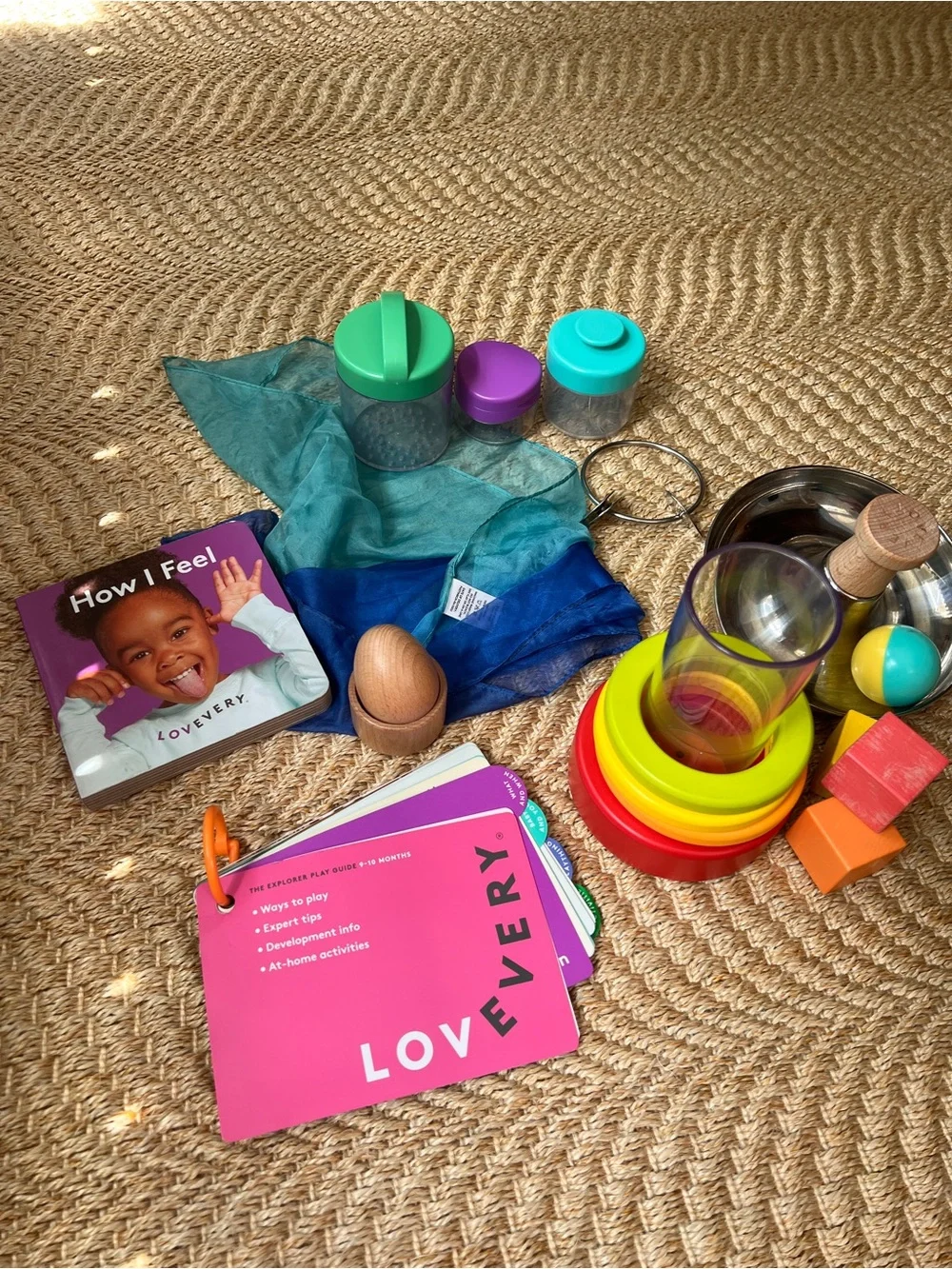 Lovevery Playkit 9-10M The Explorer Sensory Play Set